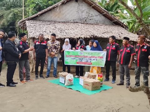 Aksi Nyata : KRNS Gandeng KEK Sei Mangkei dan Karang Taruna, Ulurkan Harapan untuk Lansia Dhuafa