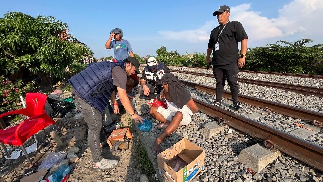 Satres Narkoba Polrestabes Medan Gerebek Dua Titik Sarang Narkoba di Bantaran Rel KA Tembung, Empat Pelaku Diamankan