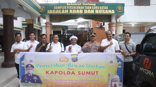 Jelang Idul Adha 1447 H. Kapolda Sumut Serahkan Hewan Kurban 600 Kg ke Persulukan Serambi Babussalam Simalungun,