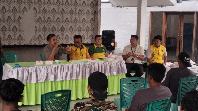 Cegah Penolakan Buah di Pabrik PPLI, Sawit Pro Bersama CV RN Bersaudara Sosialisasikan Standar Panen TBS