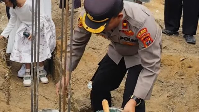 Kapolsek Tanah Jawa Hadiri Groundbreaking Pembangunan SPBU Hatonduhan, Dukung Investasi dan Pertumbuhan Ekonomi Daerah