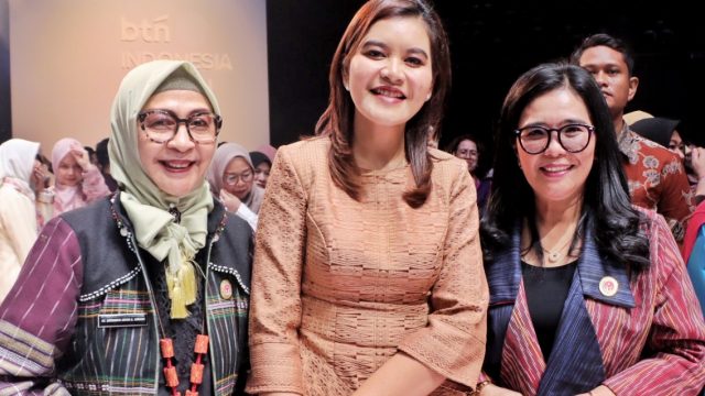 Dekranasda Simalungun Tampilkan Wastra Khas Daerah di BTN Indonesia Fashion Week 2026, Angkat Budaya Lokal ke Panggung Nasional