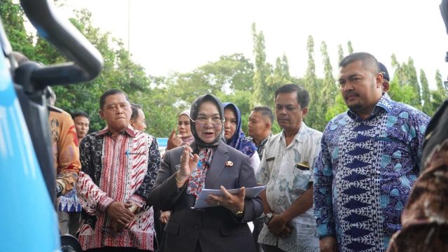 Tiorita Kembali Inspeksi Kendaraan Dinas, Temukan Kendaraan Bermasalah hingga Tak Layak Jalan