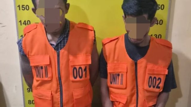 Polresta Deli Serdang Tangkap Dua Pria Diduga Pengedar Sabu di Pantai Labu