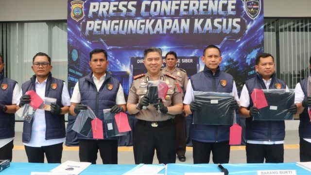 Polda Sumut Bongkar Dugaan Sindikat Judi Online Jaringan Kamboja di Apartemen Mewah Medan, Lima Pria Diciduk!
