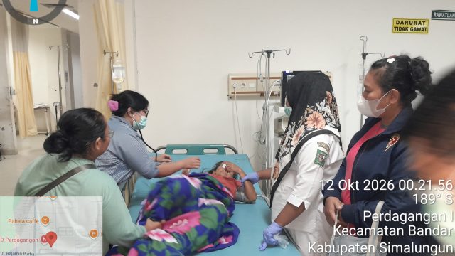 Gerak Cepat Pemkab Simalungun, Lansia yang Sakit dan Tinggal Sendiri Dievakuasi ke RSUD